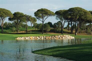 هتل Cornelia Diamond Golf Resort & Spa