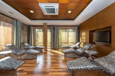 هتل Cornelia Diamond Golf Resort & Spa