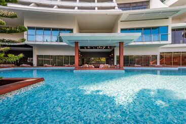 هتل Cornelia Diamond Golf Resort & Spa