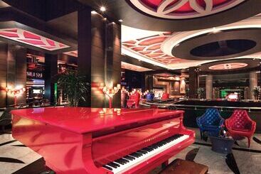 هتل Cornelia Diamond Golf Resort & Spa