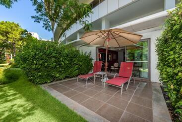 هتل Cornelia Diamond Golf Resort & Spa