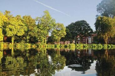 Luton Hoo Hotel, Golf And Spa