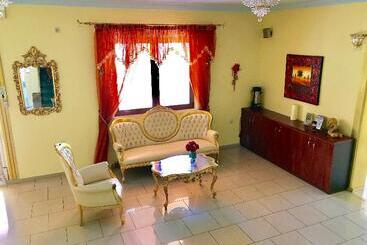Paradice Hotel Luxury Suites Near Zorbas Beach Free Breakfast