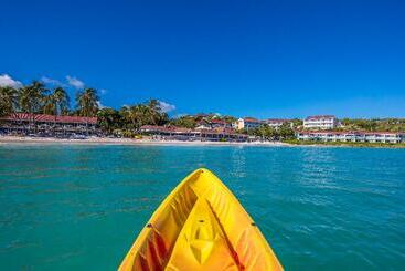 هتل Pineapple Beach Club   All Inclusive   Adults Only