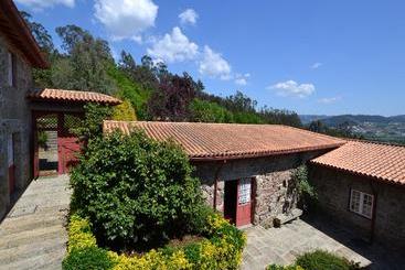 هتل Quinta De Cima De Eiriz