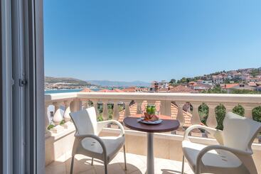 Trogir Palace - Trogir