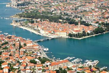 هتل Trogir Palace