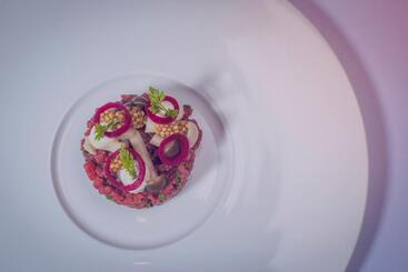 Iris Porsche Hotel & Restaurant