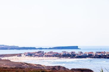 The Village Praia D El Rey Golf & Beach Resort