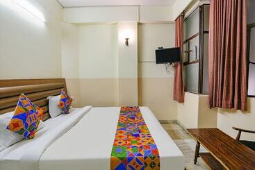 Fabhotel Ashoka Inn