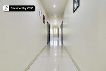 هتل Super Collection O Dabagardens Near Beach Road