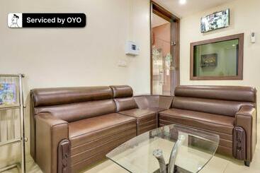 هتل Super Collection O Dabagardens Near Beach Road