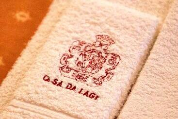 تختخواب و صبحانه Casa Da Lage