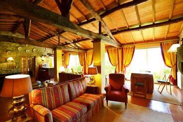 تختخواب و صبحانه Casa Da Lage