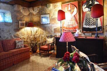 تختخواب و صبحانه Casa Da Lage