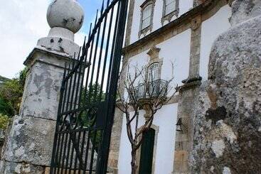 Casa Das Torres De Oliveira