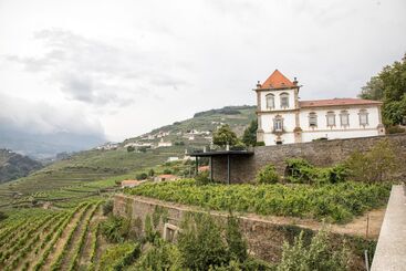 Casa Das Torres De Oliveira