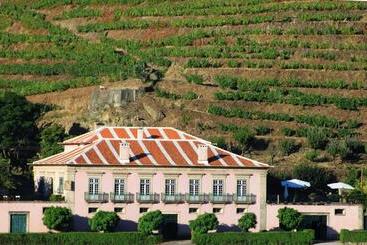 Casa Dos Varais, Manor House