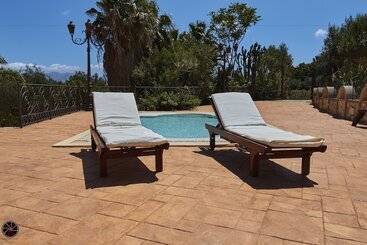 هتل Villa Vittoria