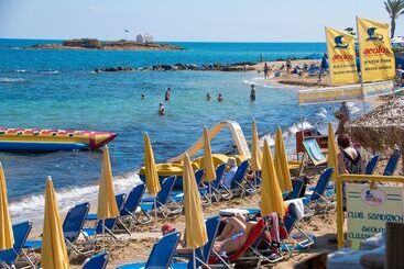 هتل Aeolos Beach Resort