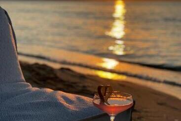 هتل Aeolos Beach Resort
