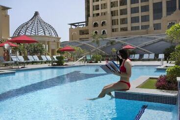 هتل Arjaan By Rotana Dubai Media City