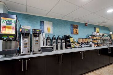هتل Best Western Plus Brooklyn Bay