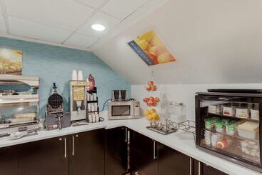 هتل Best Western Plus Brooklyn Bay