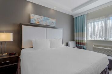 هتل Best Western Plus Brooklyn Bay