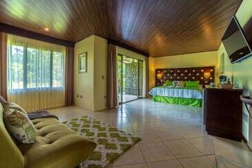 Casa Luna Hotel & Spa
