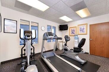 هتل Comfort Inn And Suites