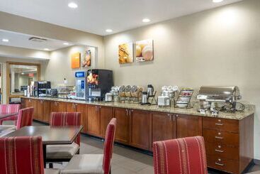 هتل Comfort Inn North Polaris