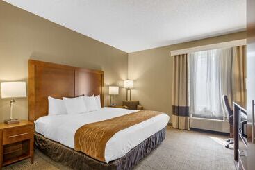 هتل Comfort Inn North Polaris