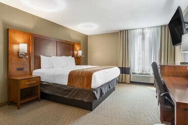 هتل Comfort Inn North Polaris