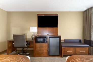 هتل Comfort Inn North Polaris
