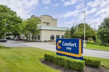 هتل Comfort Inn North Polaris