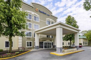 هتل Comfort Inn North Polaris