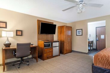 هتل Comfort Inn North Polaris