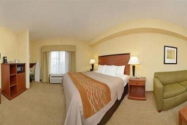호텔 Comfort Inn & Suites Gateway To Glacier National Park