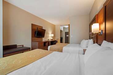 هتل Comfort Suites