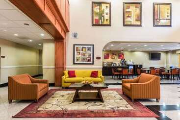 هتل Comfort Suites Westchase Houston Energy Corridor