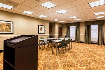 هتل Comfort Suites Westchase Houston Energy Corridor