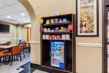 هتل Comfort Suites Westchase Houston Energy Corridor