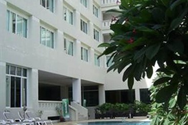 هتل Crown Pattaya Beach