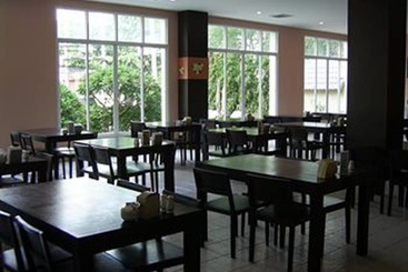 هتل Crown Pattaya Beach