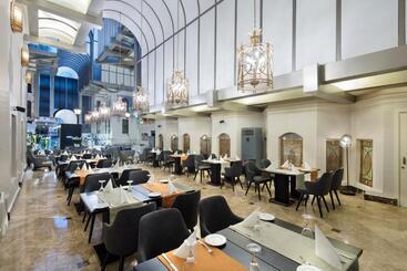 هتل Crowne Plaza Istanbul   Old City, An Ihg