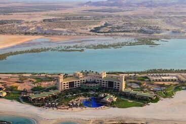 酒店 Anantara Desert Islands Resort & Spa