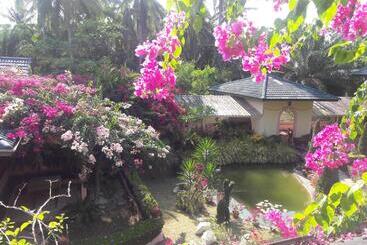 هتل Ekman Garden Resort