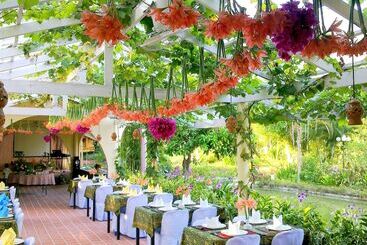 هتل Ekman Garden Resort