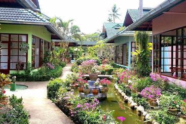 هتل Ekman Garden Resort